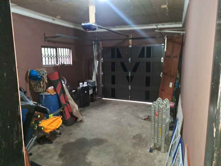 To Let 3 Bedroom Property for Rent in Geelhoutpark North West